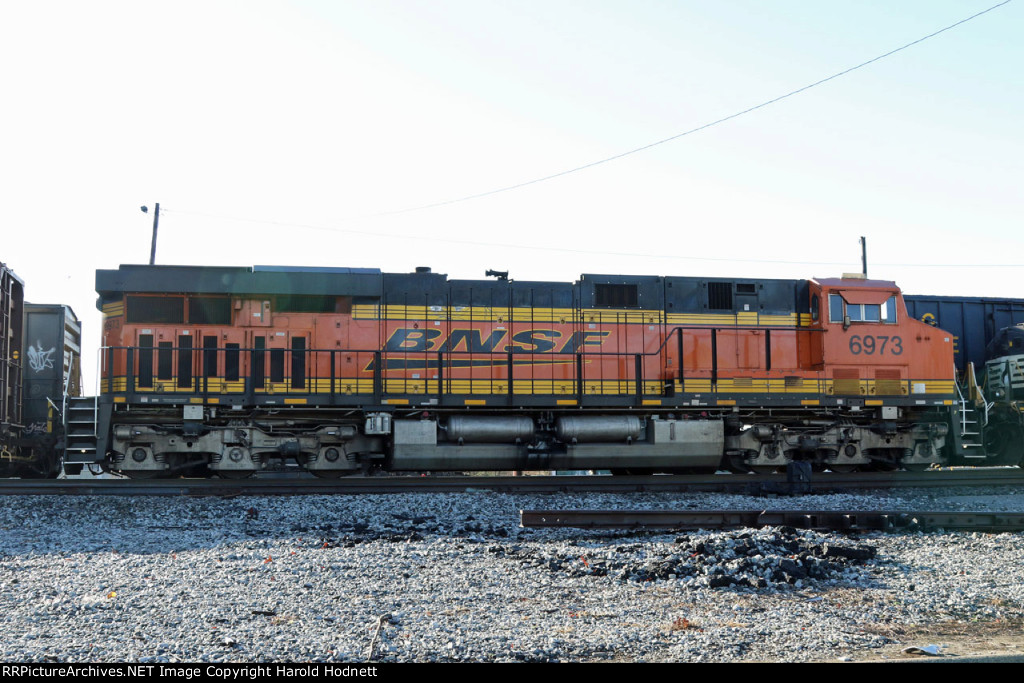 BNSF 6973